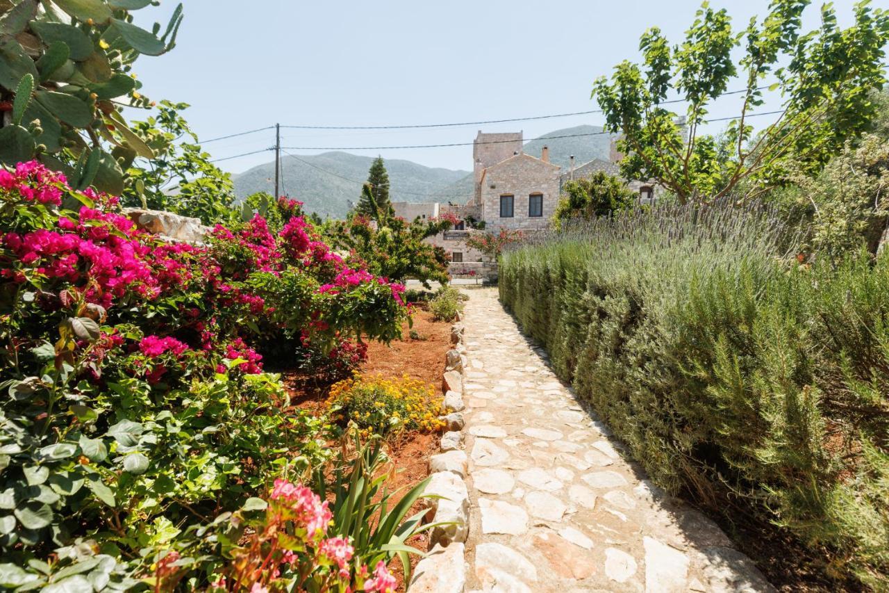 Апартаменты Katafigi Pyrgos Dirou Экстерьер фото