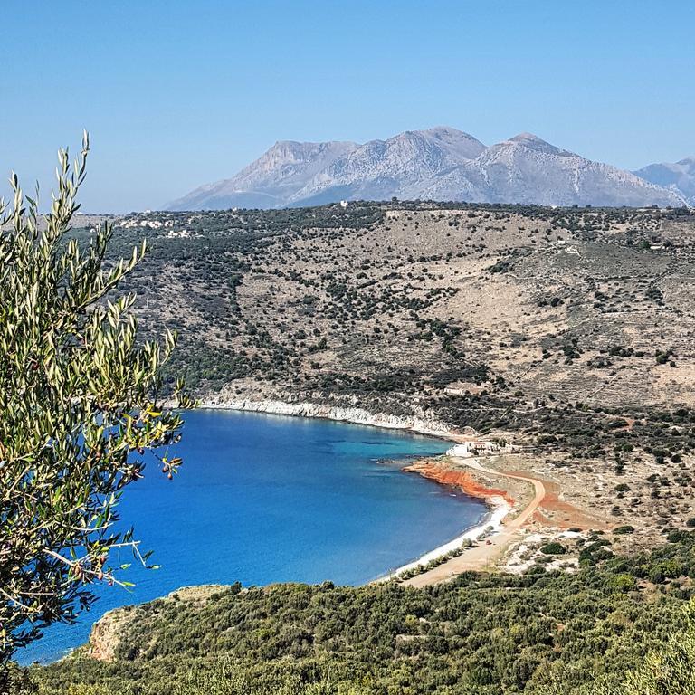 Апартаменты Katafigi Pyrgos Dirou Экстерьер фото
